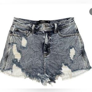 Woman’s jean shorts